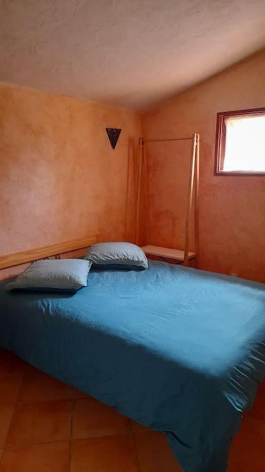 Holiday home Bergerie En Pierres Et Oliveraie